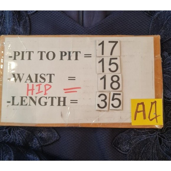 CARMEN MARC VALVO Women Size 4 Blue Sheath Mini Dress Embordered V-neck   A4P - Picture 5 of 5